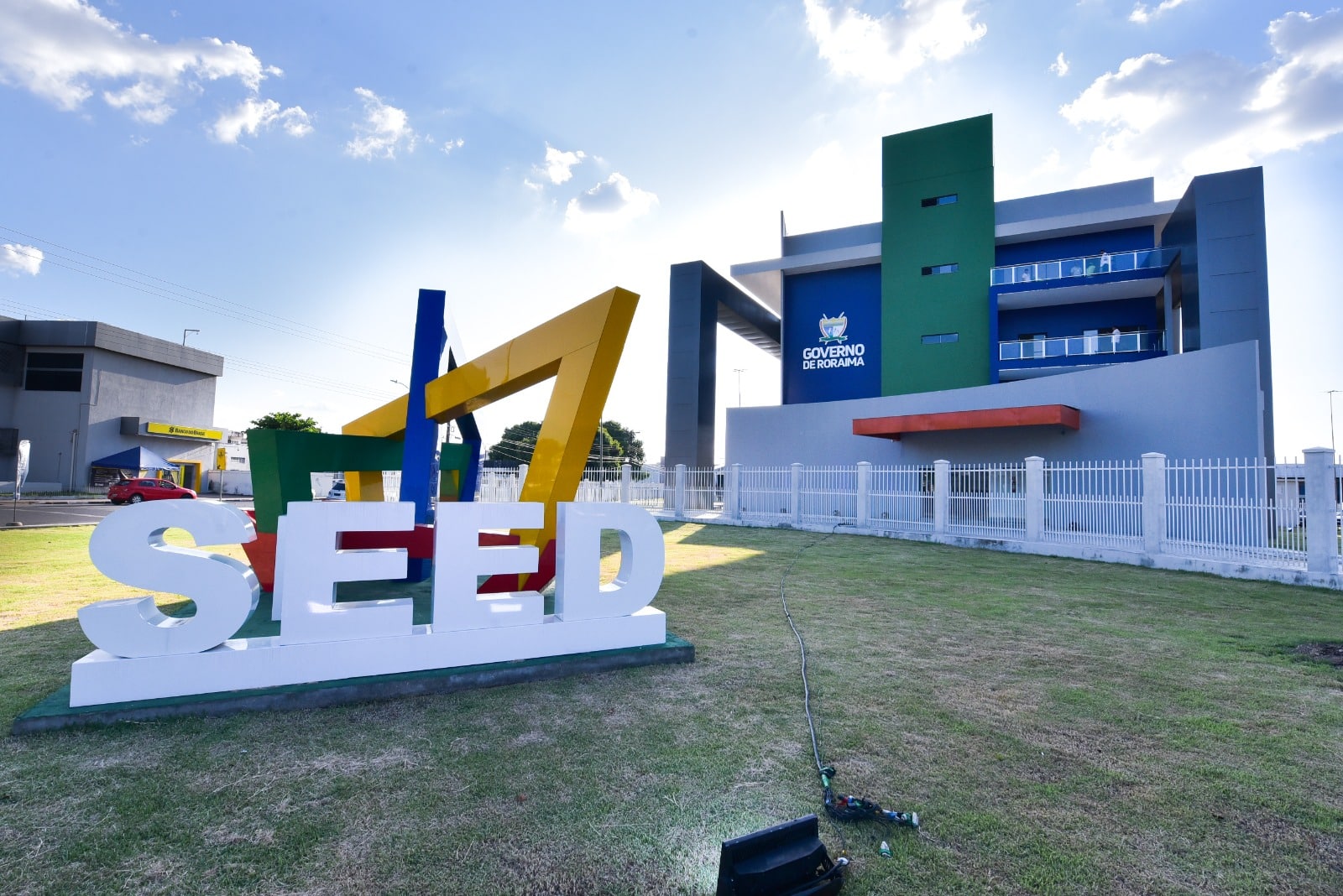 SEED prorroga contrato da empresa de vigilância até o final do ano